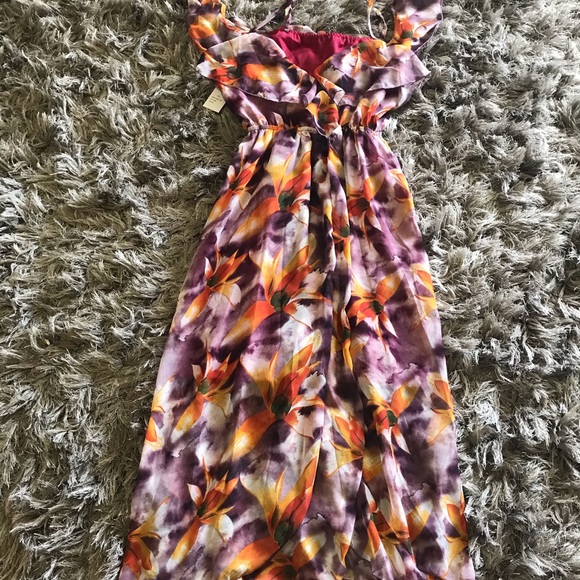 Dress - Picture 2 of 4